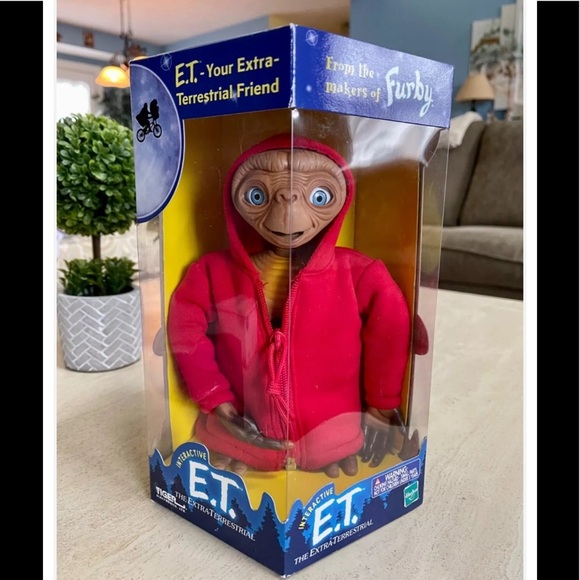 Furby E.T. 2000 The Extra-
Terrestrial Interactive
Talking E.T. - Picture 1 of 13